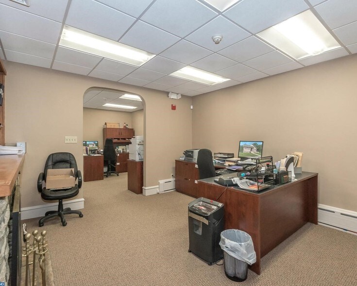 More Photos Of 724 S Broad St, Lansdale Office For Sale