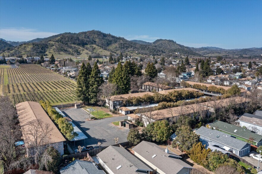 More Photos Of 505-531 Capps Ln, Ukiah Apartments For Sale