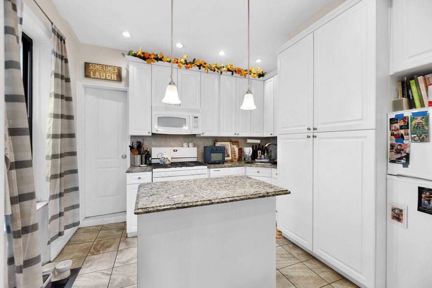 More Photos Of 571 8Th Street, Brooklyn Apartments For Sale