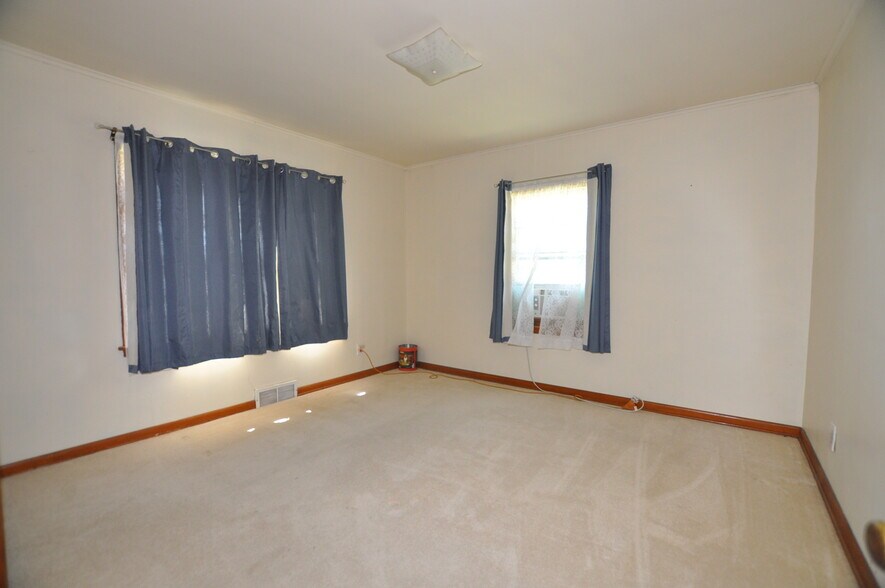 More Photos Of 15702 E King St, Tulsa Land For Sale