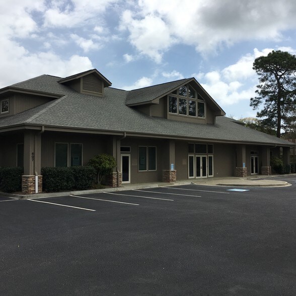 More Photos Of 607 Briarwood Dr, Myrtle Beach Medical For Lease