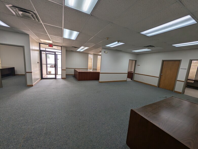 More Photos Of 103 Western Ave, Akron Warehouse For Sale