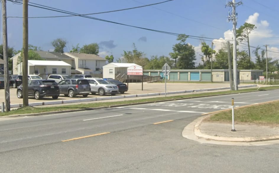 More Photos Of 2732 E 15th St, Panama City Land For Lease