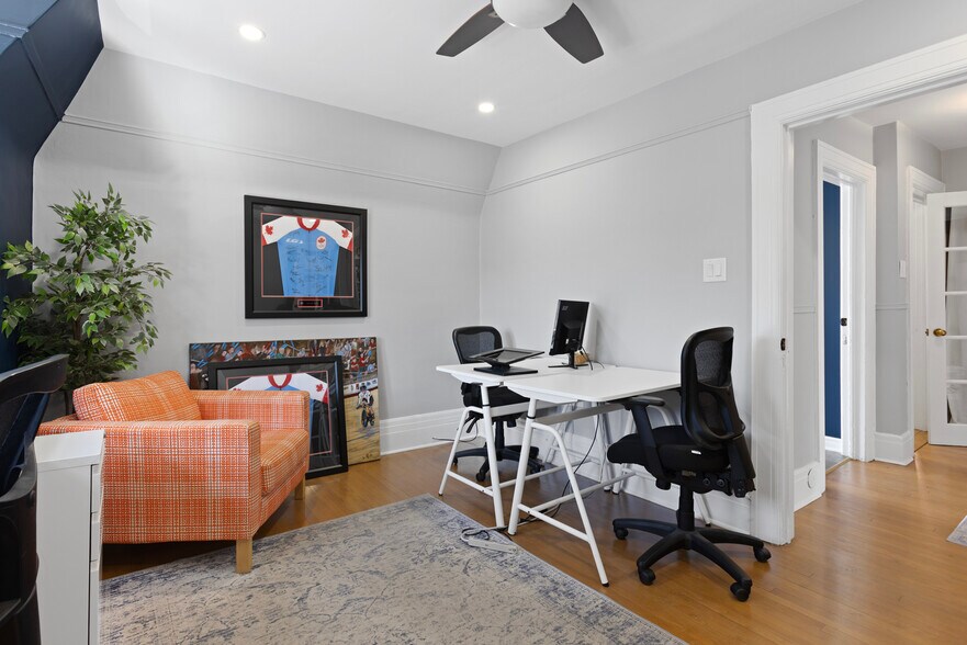 More Photos Of 307 Gilmour St, Ottawa Office For Sale