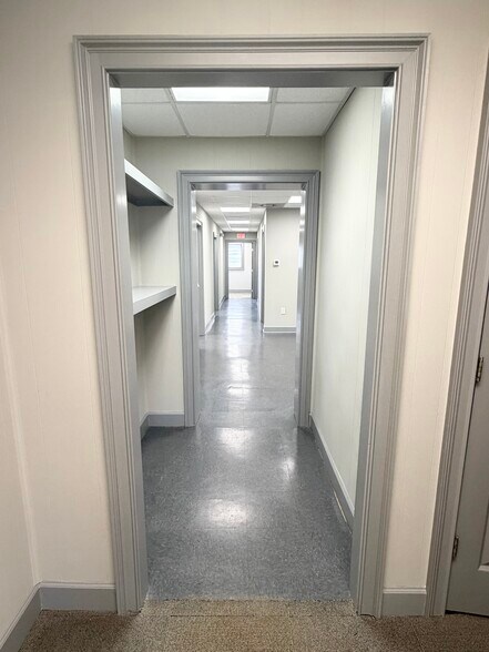 More Photos Of 321 Marble Mill Rd NW, Marietta Coworking Space