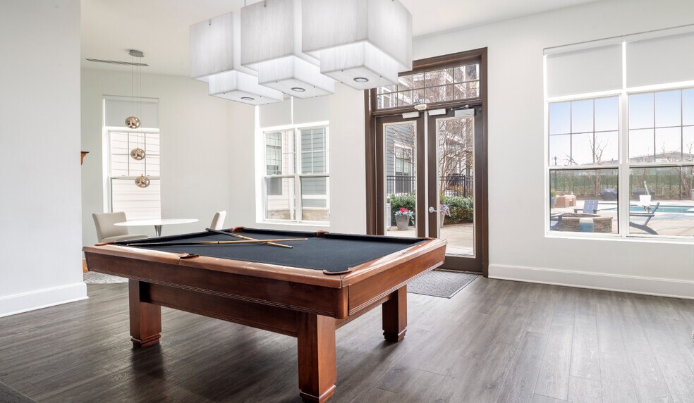 More Photos Of 2300 Washington Pl NE, Washington Apartments For Lease