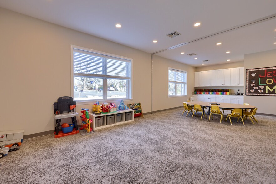 More Photos Of 121 Walnut Hill Rd, Millersville Religious Facility For Sale