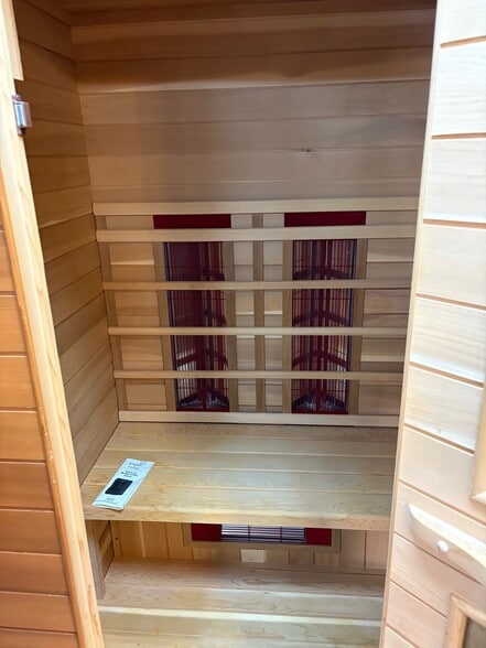 More Photos Of 145 E Main St, Sedan General Retail For Sale