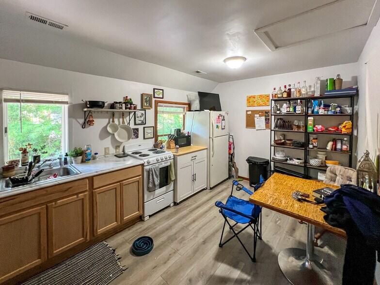 More Photos Of 1275 Tunnel Rd, Asheville Medical For Sale