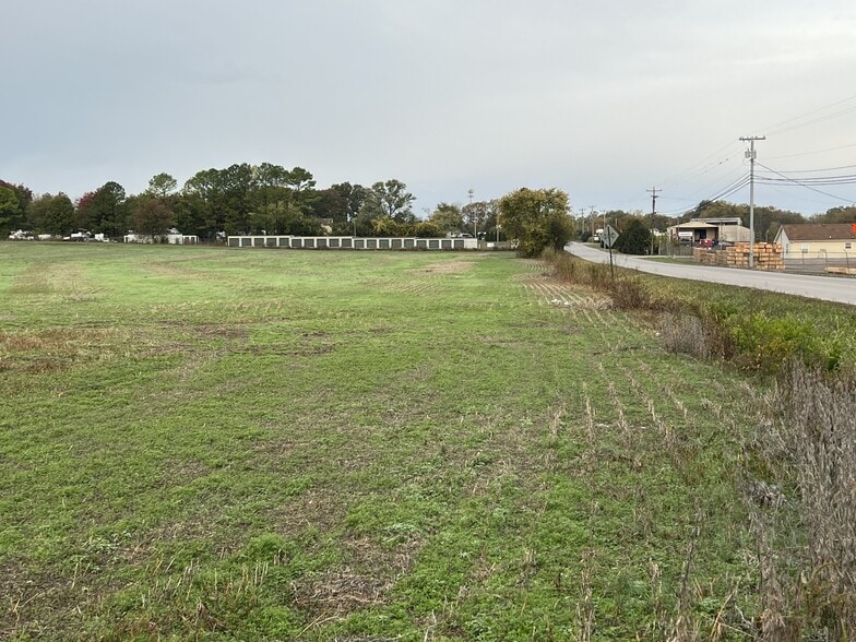 More Photos Of 1232 Tylertown Rd, Clarksville Land For Sale