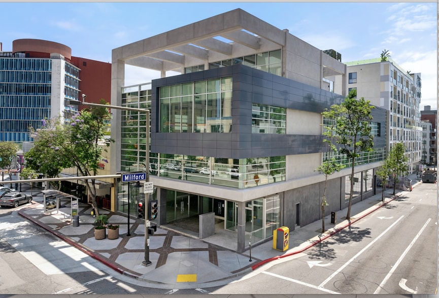 More Photos Of 431 N Brand Blvd, Glendale Office For Lease