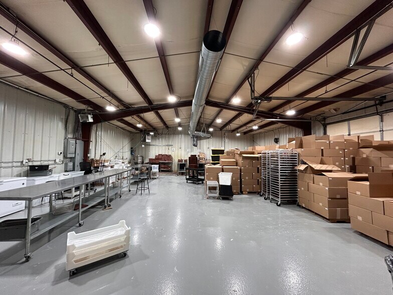 More Photos Of 2401 N Ritter Ave, Indianapolis Warehouse For Lease