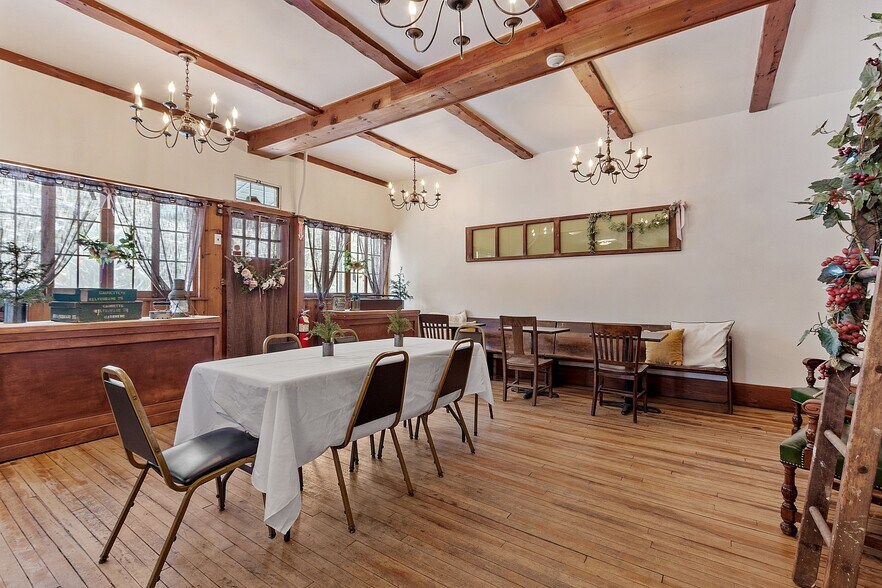 More Photos Of 61-63 Glenallen St, Winchendon Restaurant For Sale