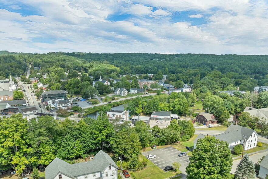 More Photos Of 40 Main St, Goffstown Restaurant For Sale