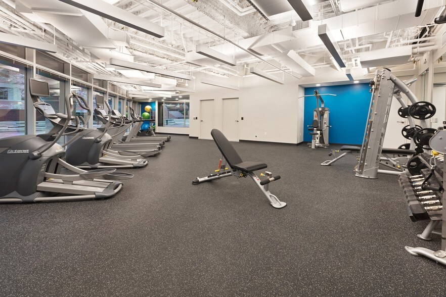 More Photos Of 4401 N Fairfax Dr, Arlington Office For Lease