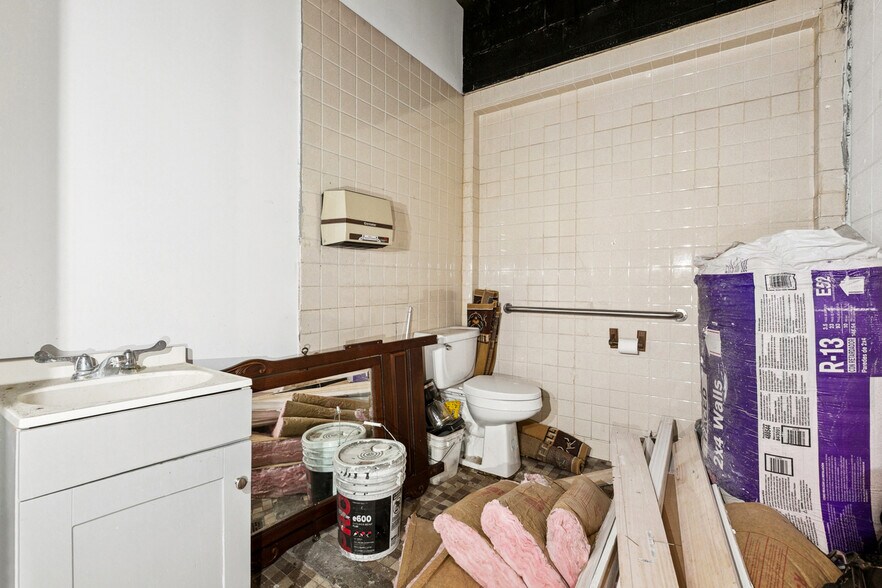 More Photos Of 6241 Westbank Expy, Marrero Restaurant For Sale