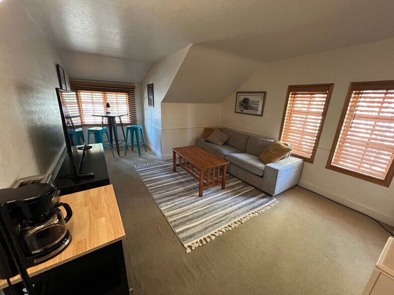 More Photos Of 963 3rd St, South Lake Tahoe Office Residential For Sale