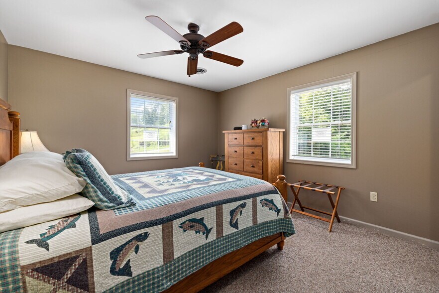 More Photos Of 392 Slate Run Rd, Slate Run Hospitality For Sale