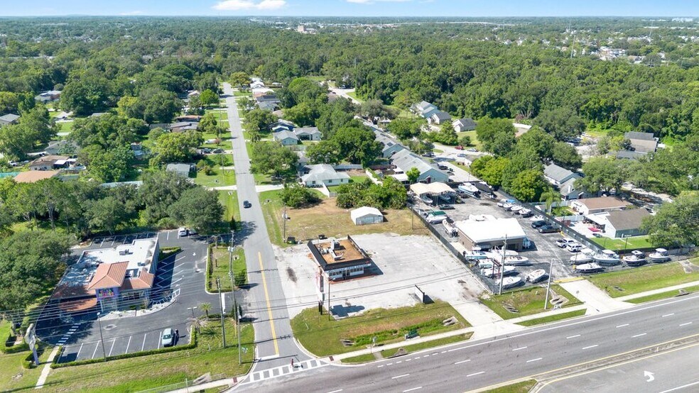 More Photos Of 9710 E Colonial Dr, Orlando Fast Food For Sale