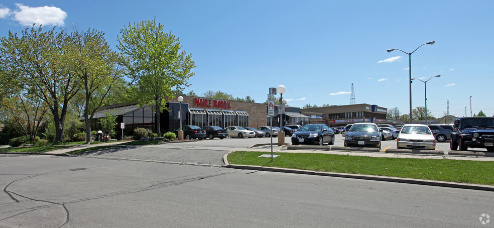 Primary Photo Of 5845-5941 Leslie St, Toronto General Retail For Lease