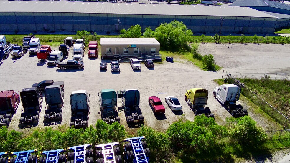 More Photos Of 4 Telfair Pl, Garden City Land For Lease