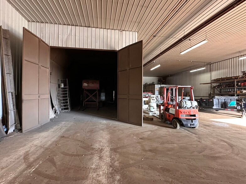 More Photos Of 3945 S Blue Star Dr, Traverse City Service For Sale