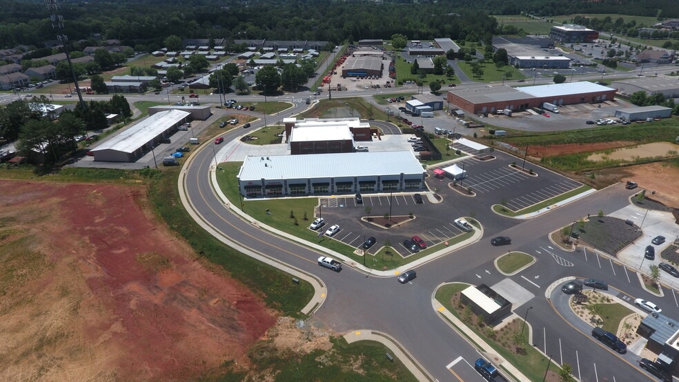 More Photos Of 11 Charley Harper Dr, Cartersville Medical For Lease