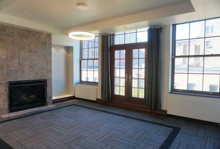 More Photos Of 109-111 Washington Ave N, Minneapolis Loft Creative Space For Lease
