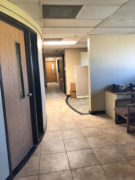 More Photos Of 4600 Clawson Tank Dr, Clarkston Manufacturing For Lease