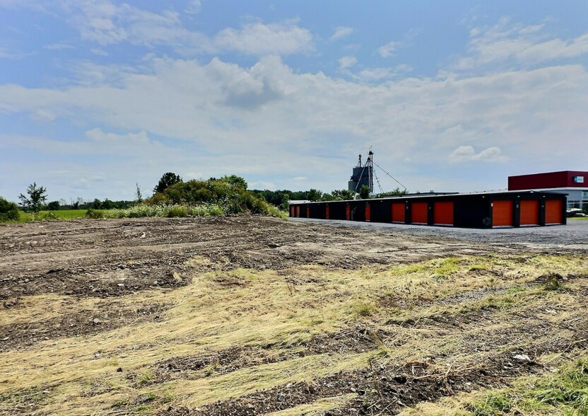 More Photos Of 2015 Ch Ridge, Huntingdon Warehouse For Sale