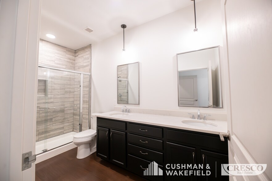 More Photos Of 12308 Mayfield Rd, Cleveland Apartments For Sale