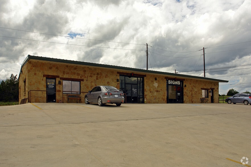 Primary Photo Of 120 Frog Pond Ln, Dripping Springs Freestanding For Lease