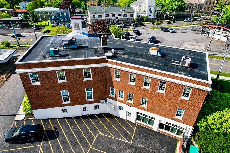 More Photos Of 102 Washington St, Manlius Office For Sale