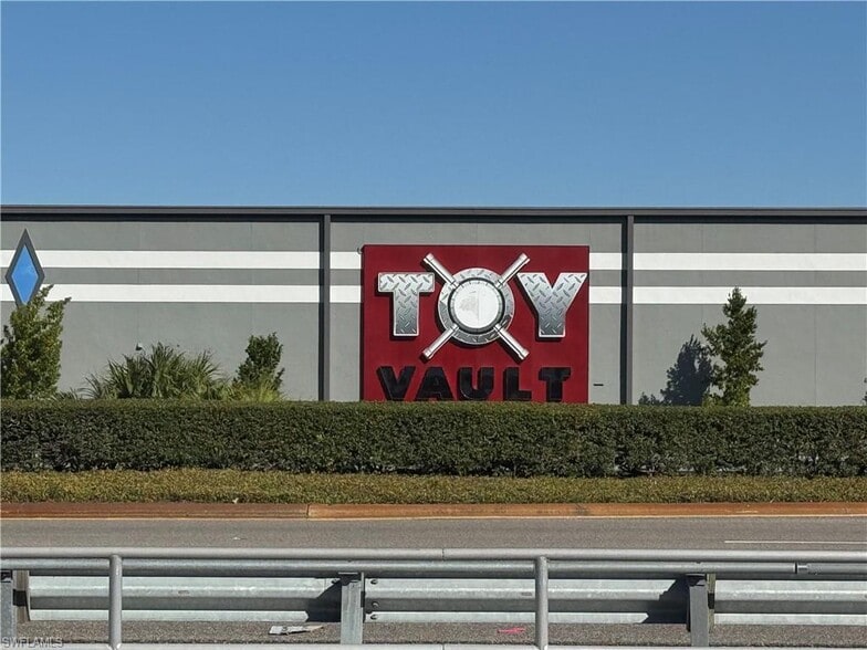 Primary Photo Of 17860 Toy Vault ln, Fort Myers Self Storage For Sale