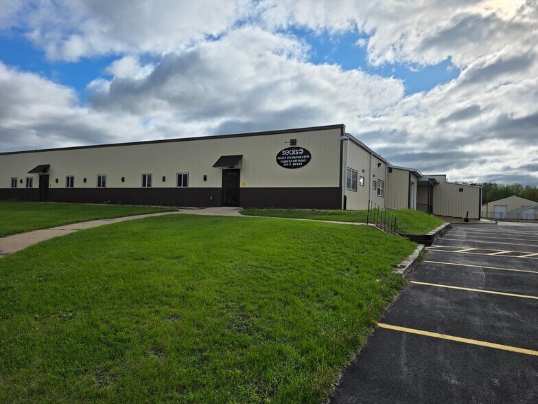 More Photos Of 350 N Dewey Ave, Reedsburg Industrial For Sale
