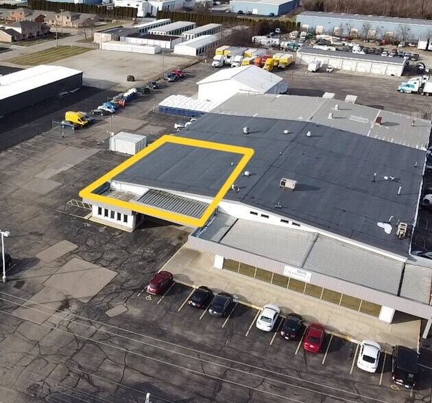 More Photos Of 8620 N County Road 25A, Piqua Showroom For Lease