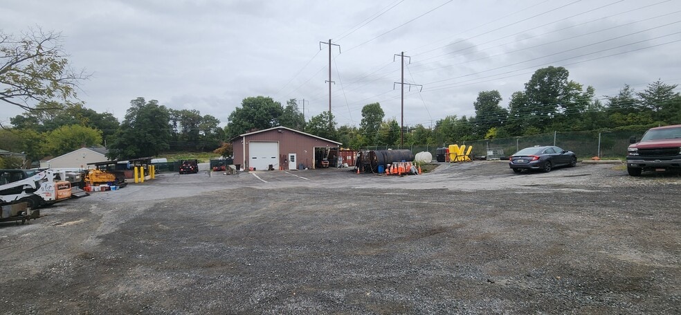 More Photos Of 1225 Old Dorsey Rd, Harmans Warehouse For Lease