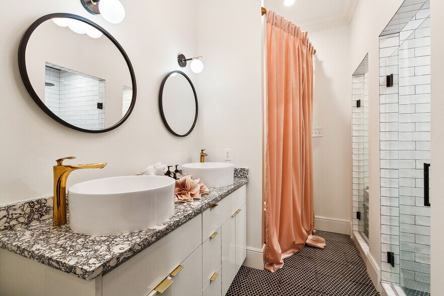 More Photos Of 1900 N Rampart St, New Orleans Hospitality For Sale
