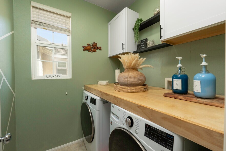 More Photos Of 10997 Cedarhurst Way, Riverside Multifamily For Sale