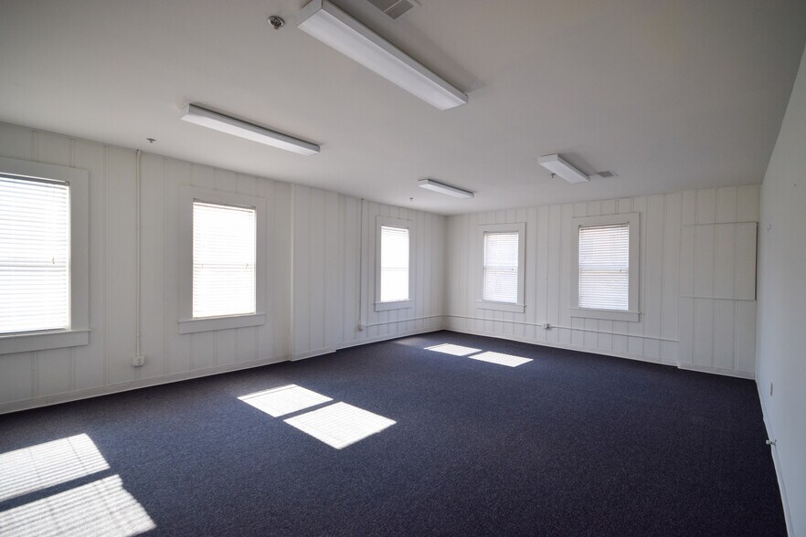 More Photos Of 417-419 Main St, North Little Rock Storefront Retail Office For Sale