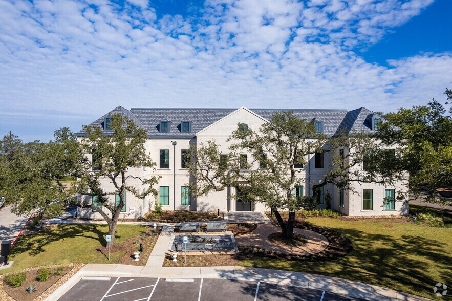 More Photos Of 6420 FM 2244 Rd, Austin Medical For Lease