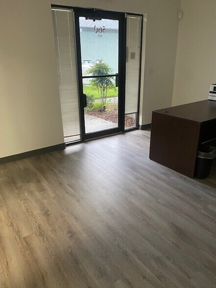 More Photos Of 13555 Automobile Blvd, Clearwater Medical For Lease