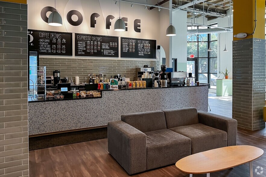 More Photos Of 366 E Broad St, Columbus Apartments For Lease