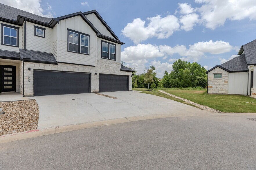 More Photos Of , Round Rock Multifamily For Sale