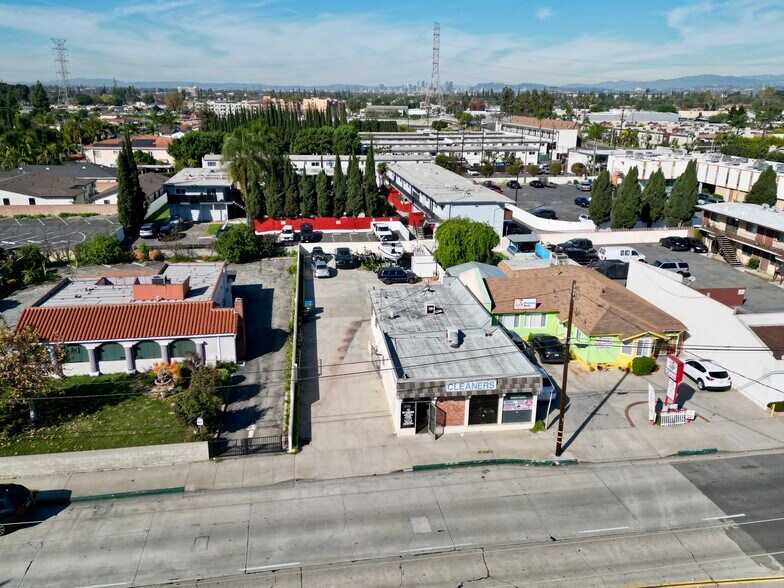 More Photos Of 10231 Old River School Rd, Downey General Retail For Sale