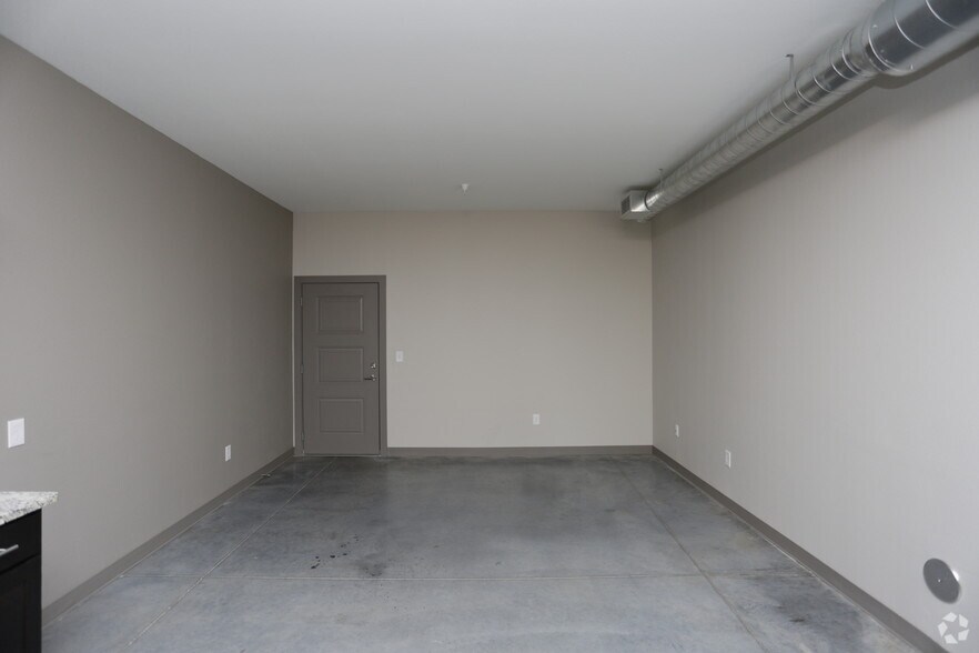 More Photos Of 429 W Central Ave, Wichita Apartments For Sale