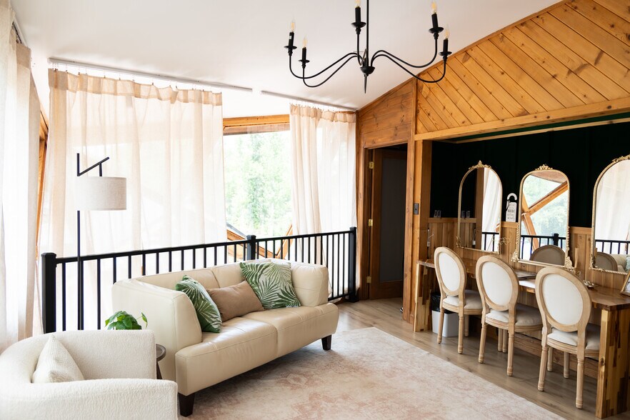 More Photos Of 552 Old Mill Rd, Campobello Lodge Meeting Hall For Sale