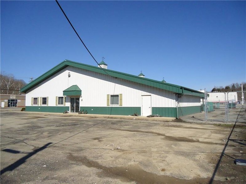 More Photos Of 852 Henderson Ave, Washington Office For Lease