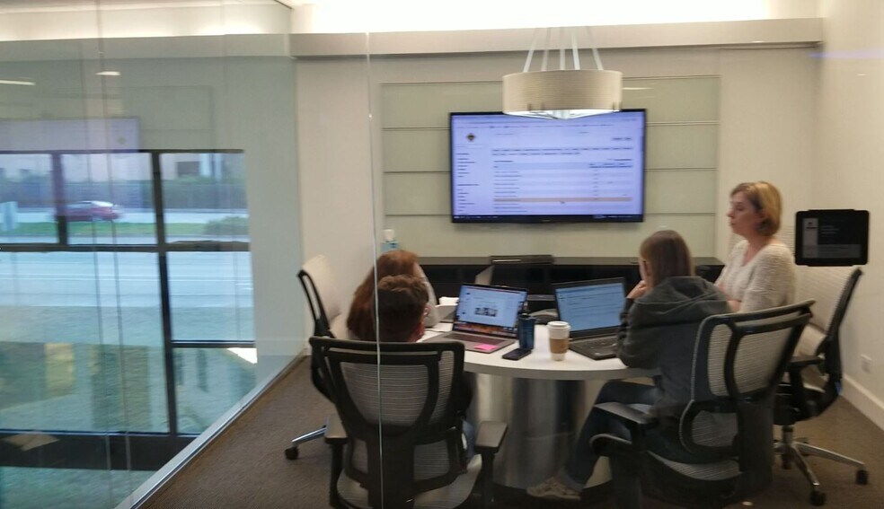 More Photos Of 1800 NW 69th Ave, Plantation Light Distribution For Lease