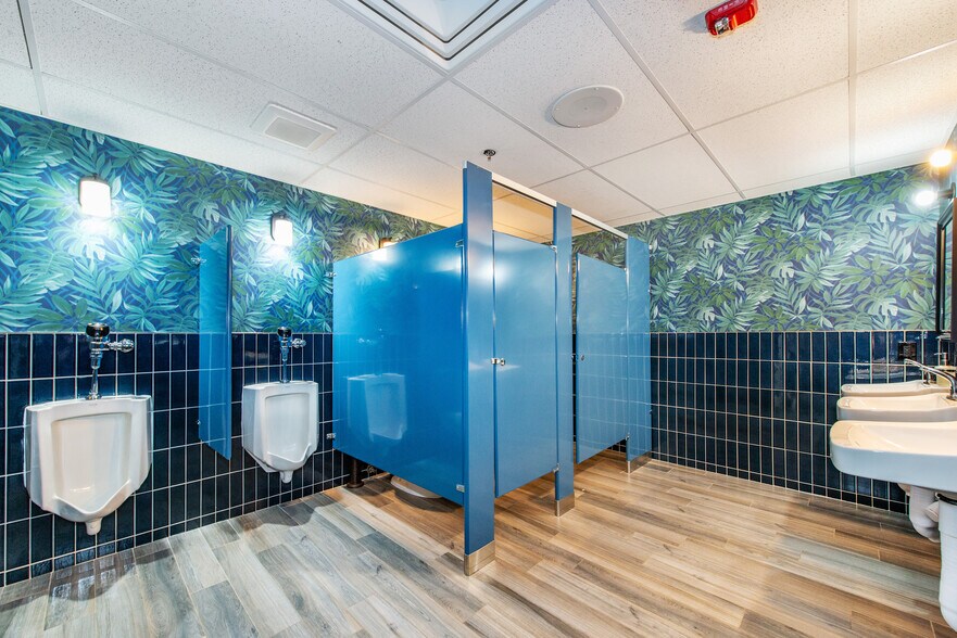 More Photos Of 156-160 19th St, Union City Office For Sale